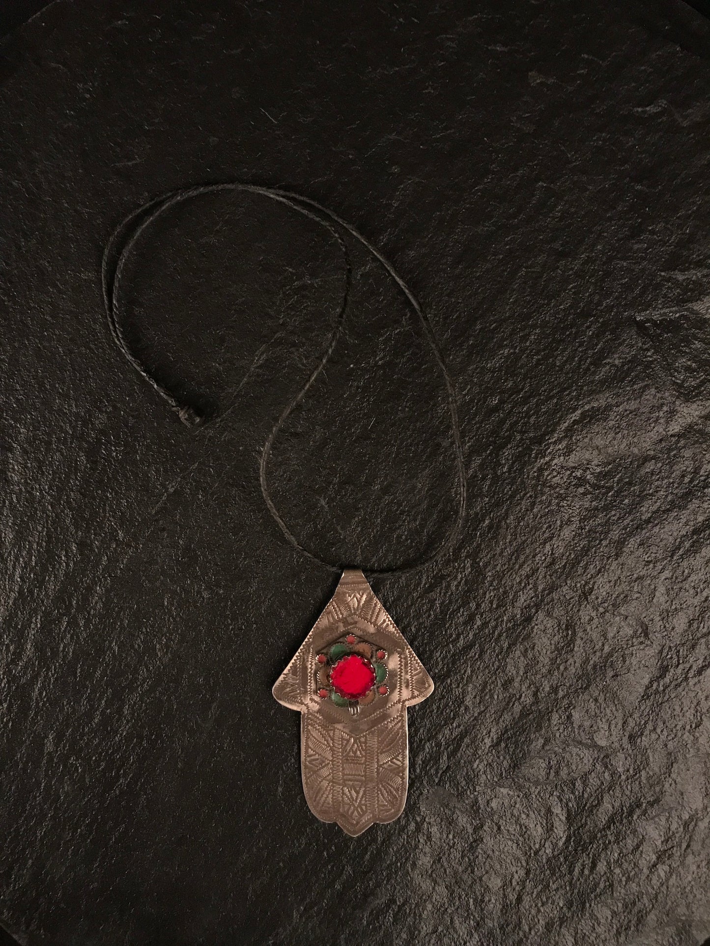 VINTAGE HAMSA PENDANT
